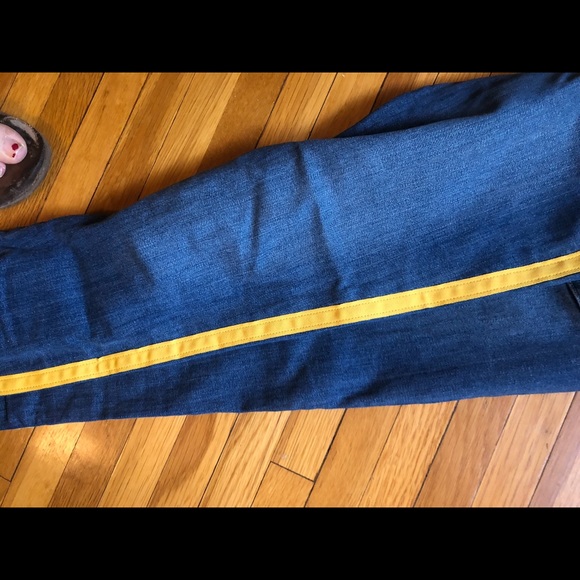 EXPRESS Jeans with side Gold Stripe - Picture 4 of 8